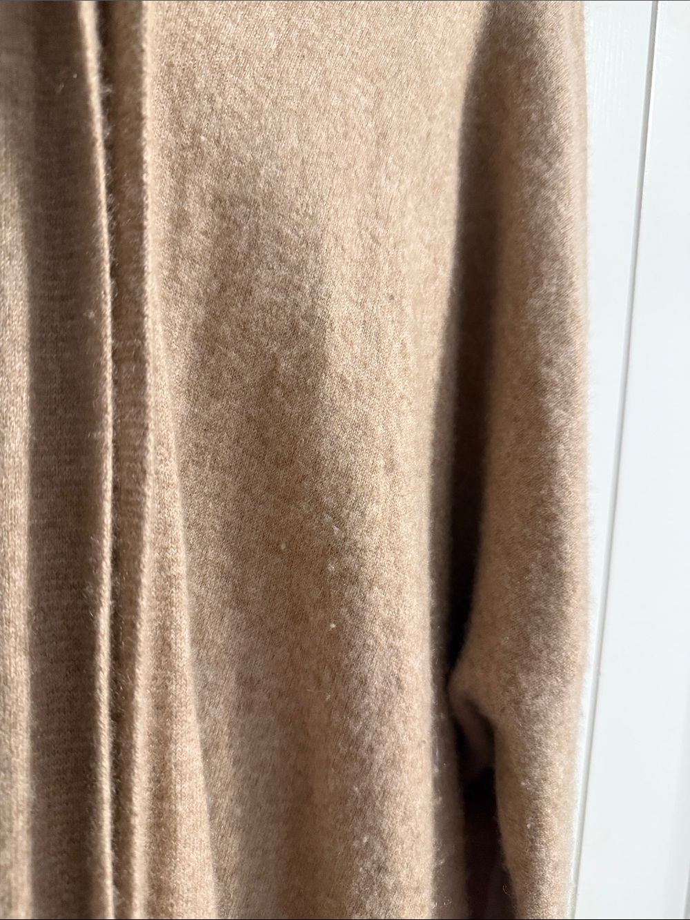 Quince cashmere nursing wrap - Picture 4 of 6